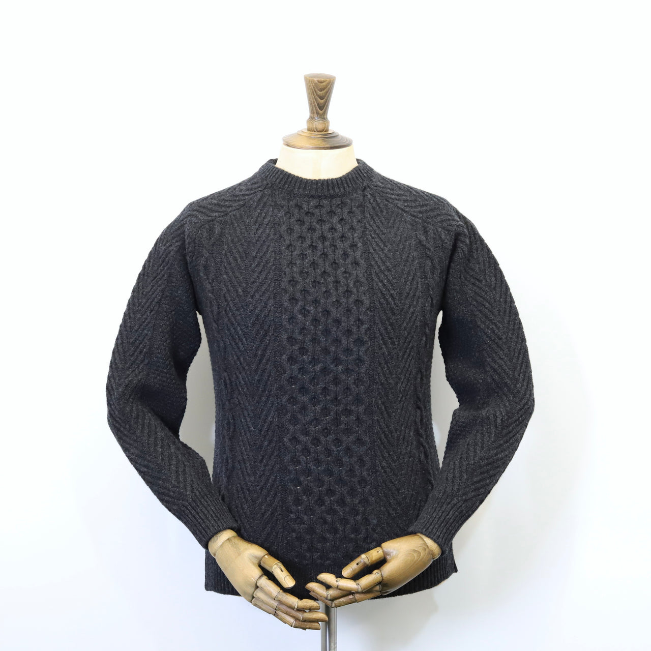 Fisherman Out of Ireland Aran Sweater - Charcoal