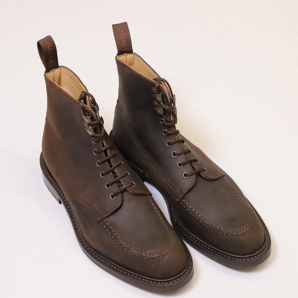 Belfast Boot in Brown Waxy Commander