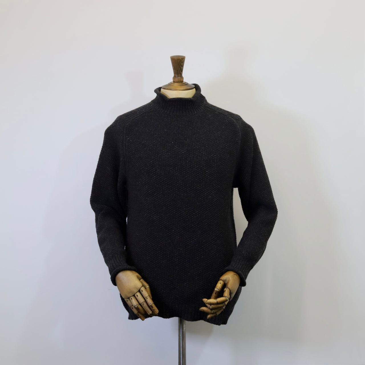 Fisherman Out of Ireland Rolled Turtle Neck Thick Seed Sweater - Charcoal